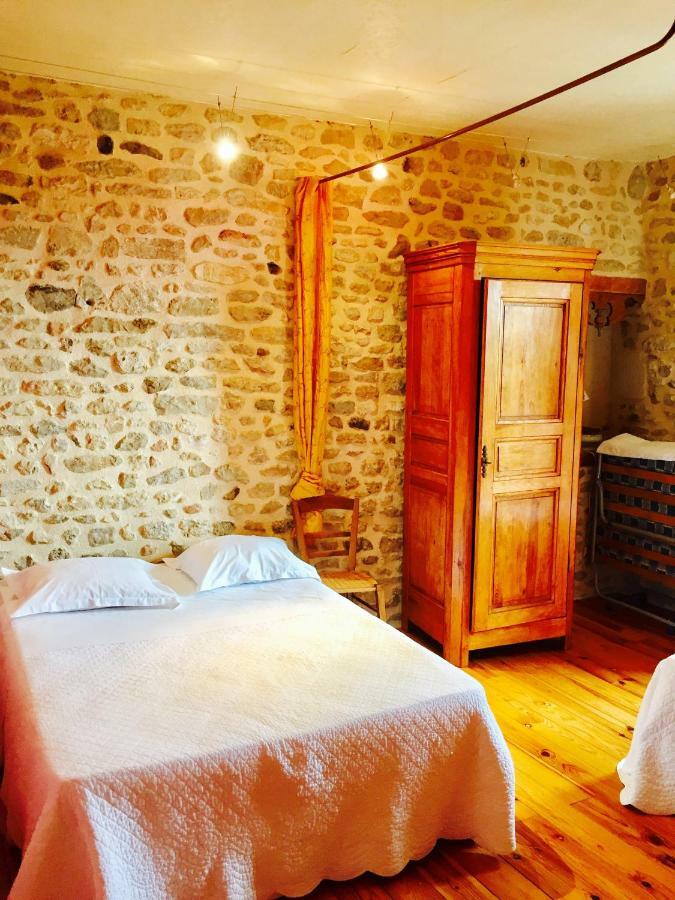 Aux Caprices Des Dieux Marnes Exterior foto